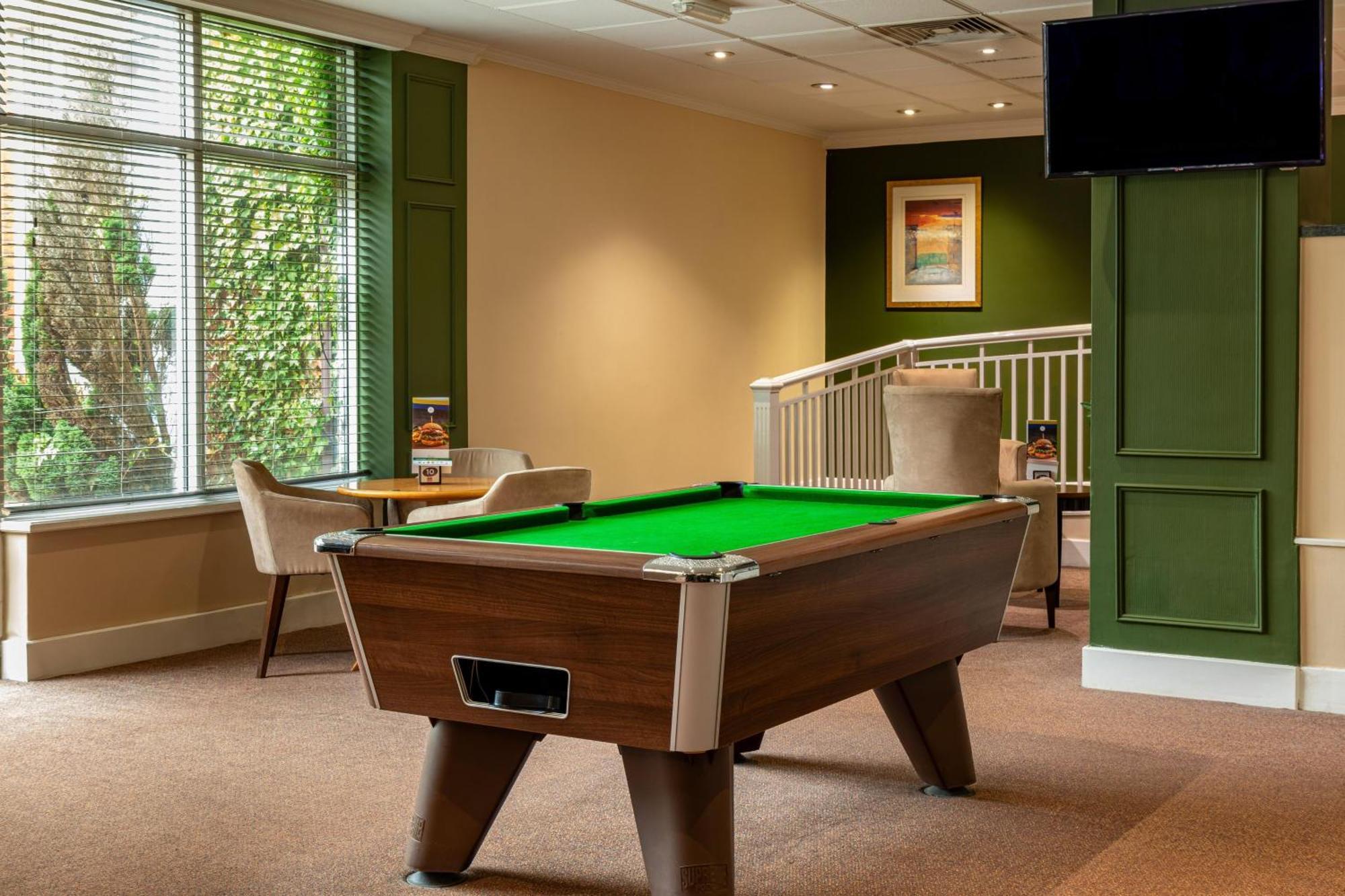 Bromsgrove Hotel And Spa Екстер'єр фото