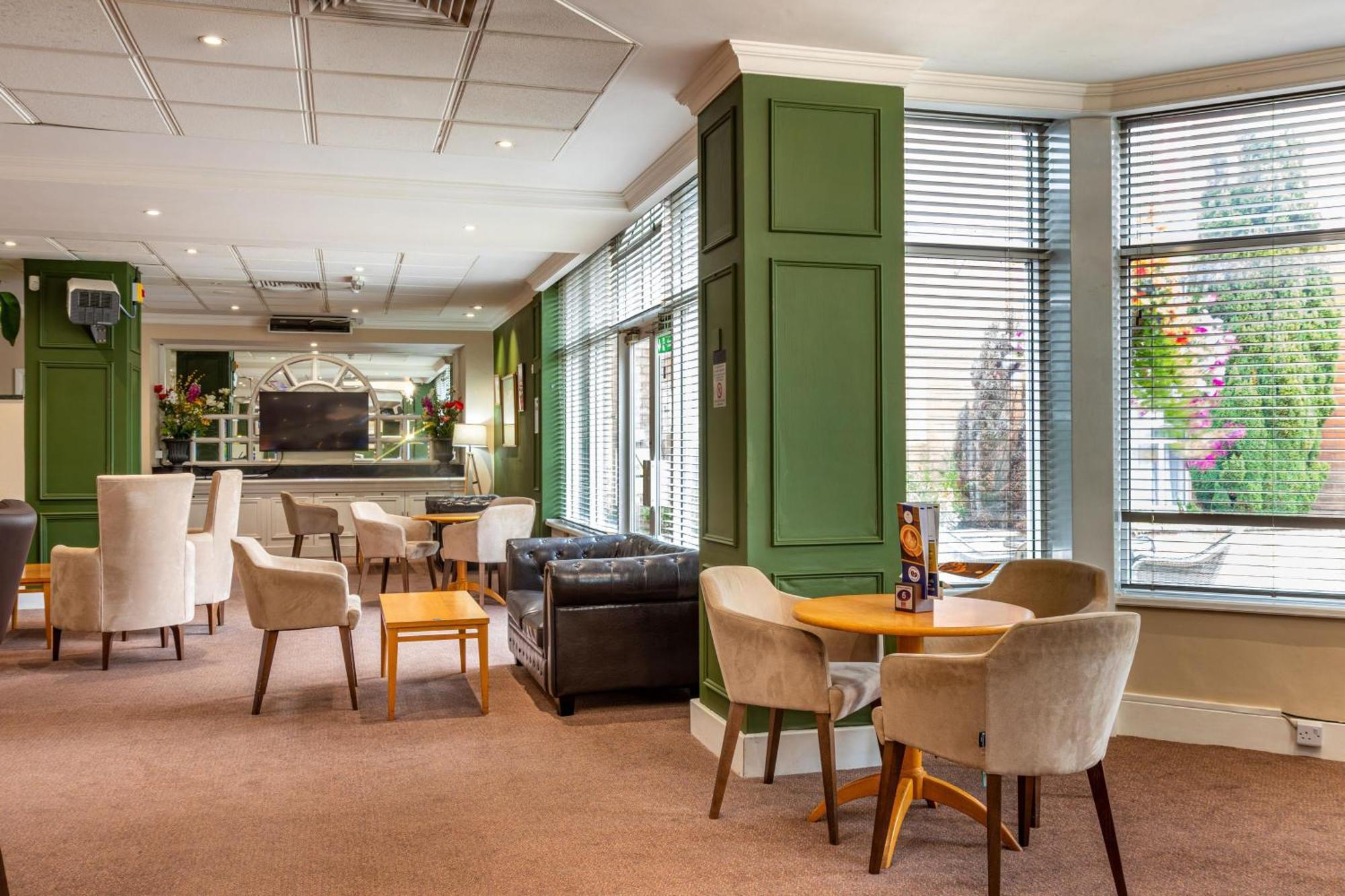Bromsgrove Hotel And Spa Екстер'єр фото