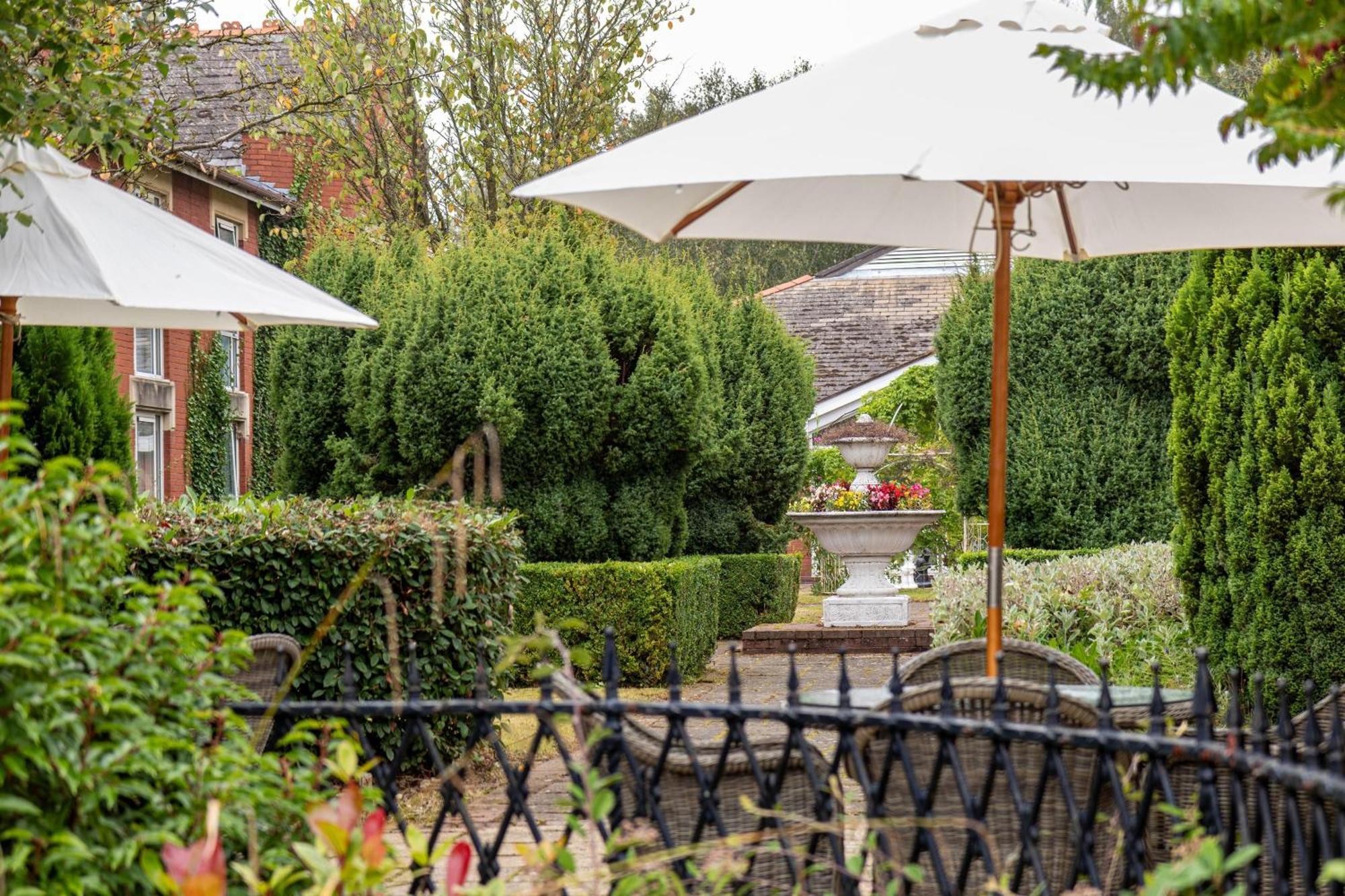 Bromsgrove Hotel And Spa Екстер'єр фото
