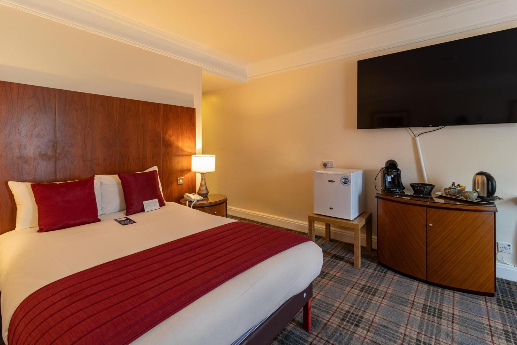 Bromsgrove Hotel And Spa Екстер'єр фото