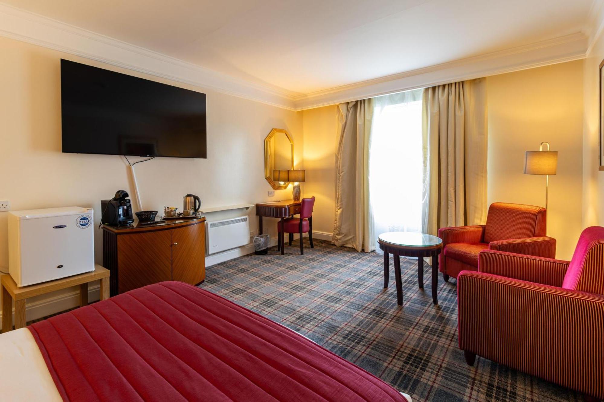 Bromsgrove Hotel And Spa Екстер'єр фото