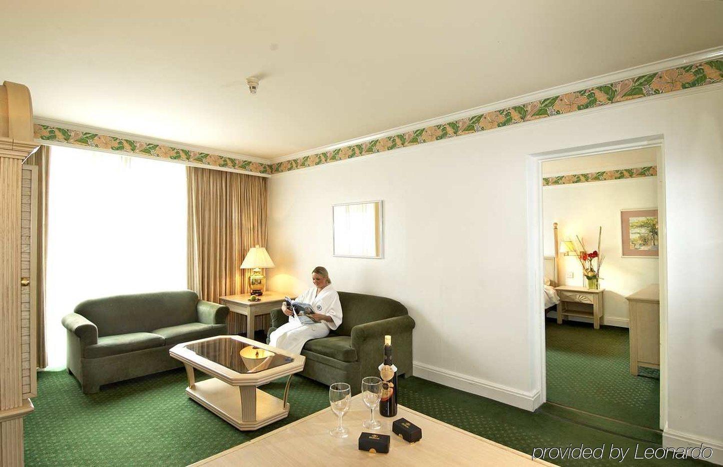 Bromsgrove Hotel And Spa Номер фото